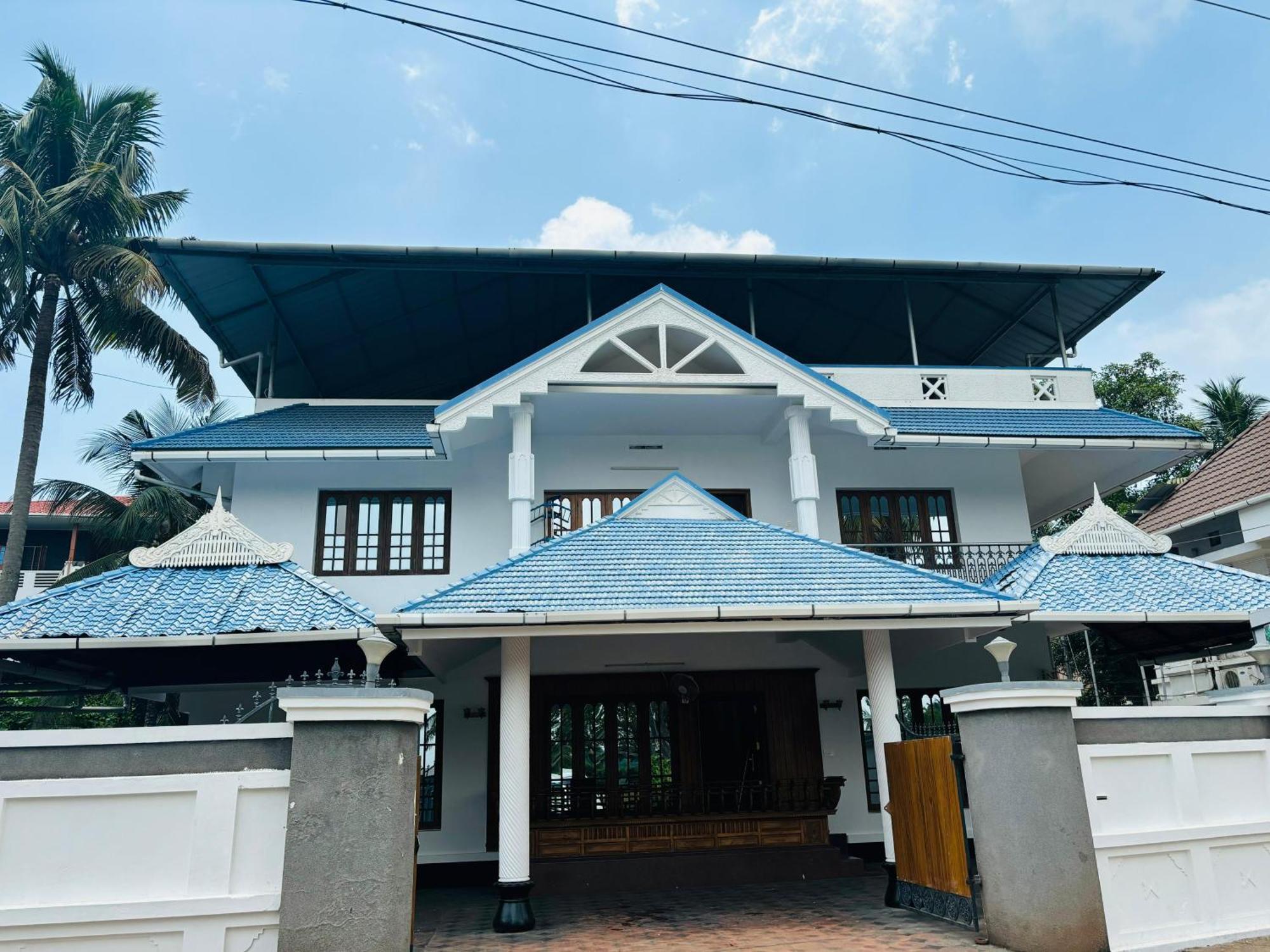 Hotel Isha Residency Kochi Exteriér fotografie